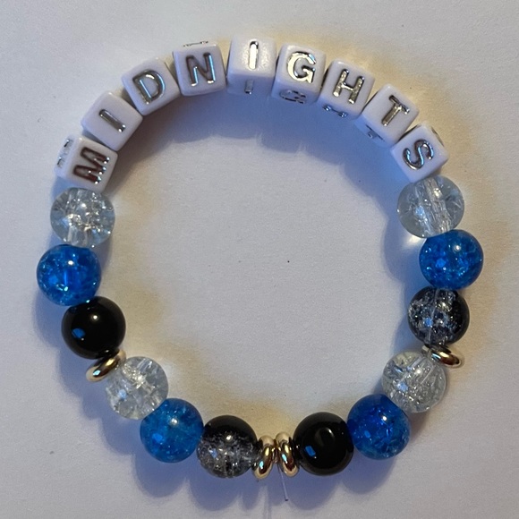 Bundle of three “Midnights” themed Eras Tour friendship bracelets - Picture 3 of 5